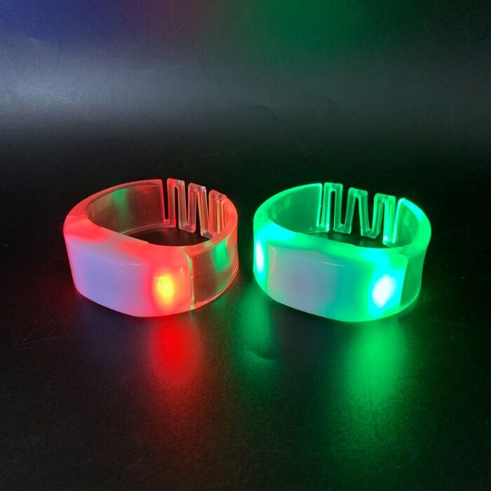 W remote control bracelet - Image 2